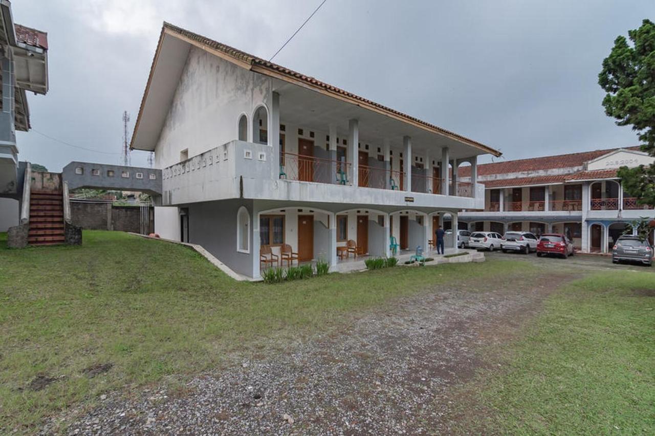 Hotel Puspa Sari Redpartner Ciater Dış mekan fotoğraf