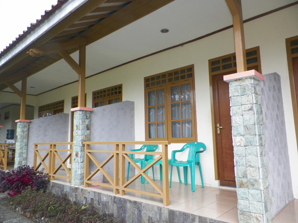 Hotel Puspa Sari Redpartner Ciater Oda fotoğraf